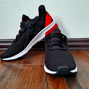 Men's Pumas